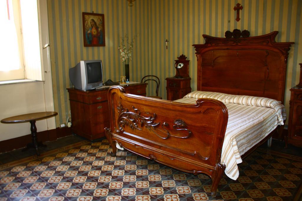 B&B Sotto I Pini Цафферана-Этнея Номер фото